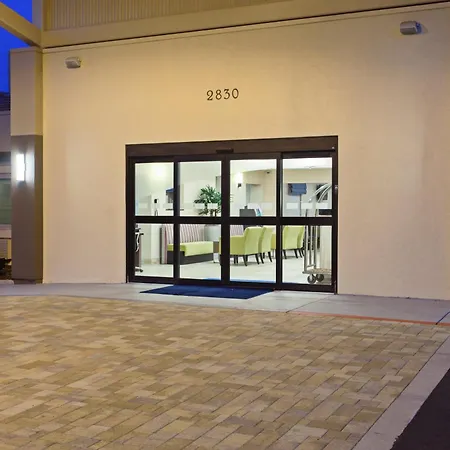 Holiday Inn Express San Bernardino Colton By Ihg-3